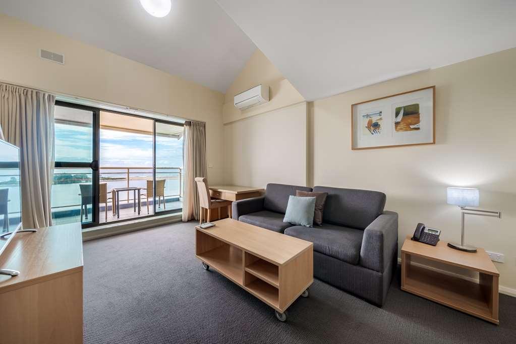 Oaks The Entrance Waterfront Suites Quarto foto